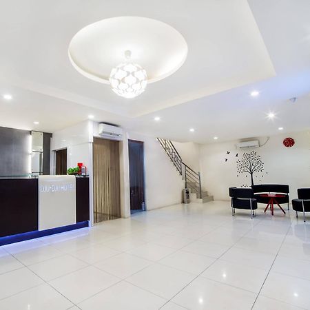 Dju Dju Hotel Batam Экстерьер фото
